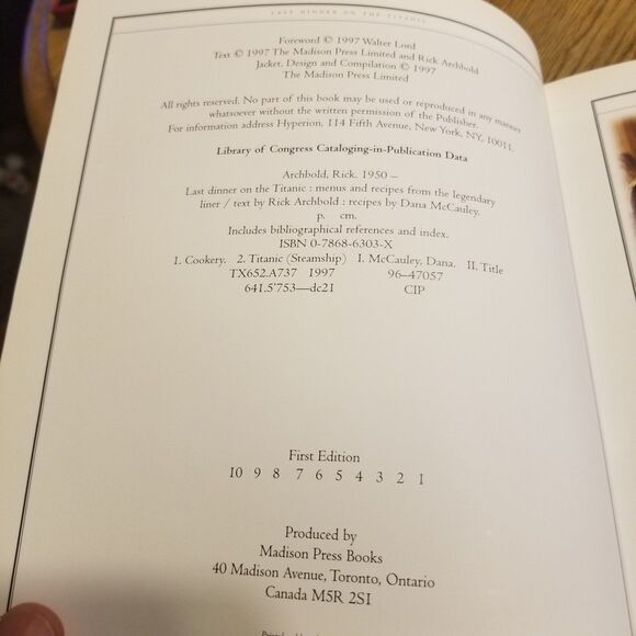 Last Dinner on the Titanic Menus and Recipes from the Great Liner hardcover book - Picture 3 of 10